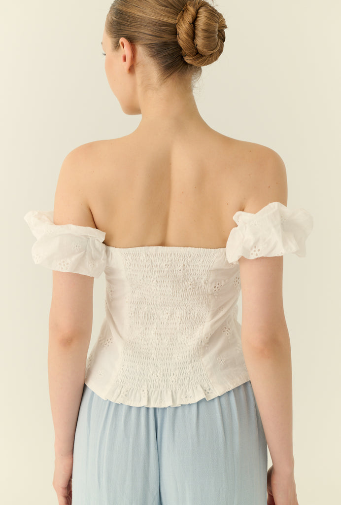 Summerwood off shoulde cotton top in white
