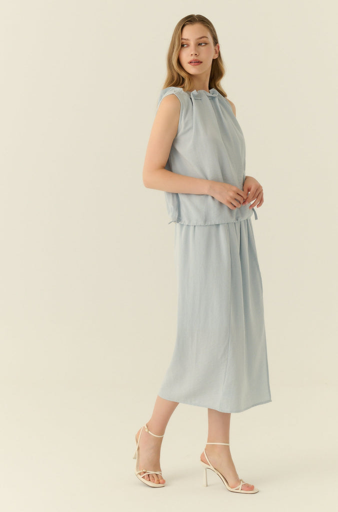 The essential linen set