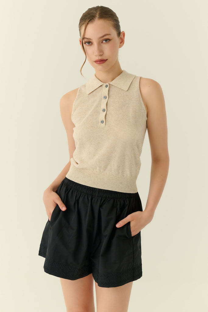 The flared elastic waist shorts
