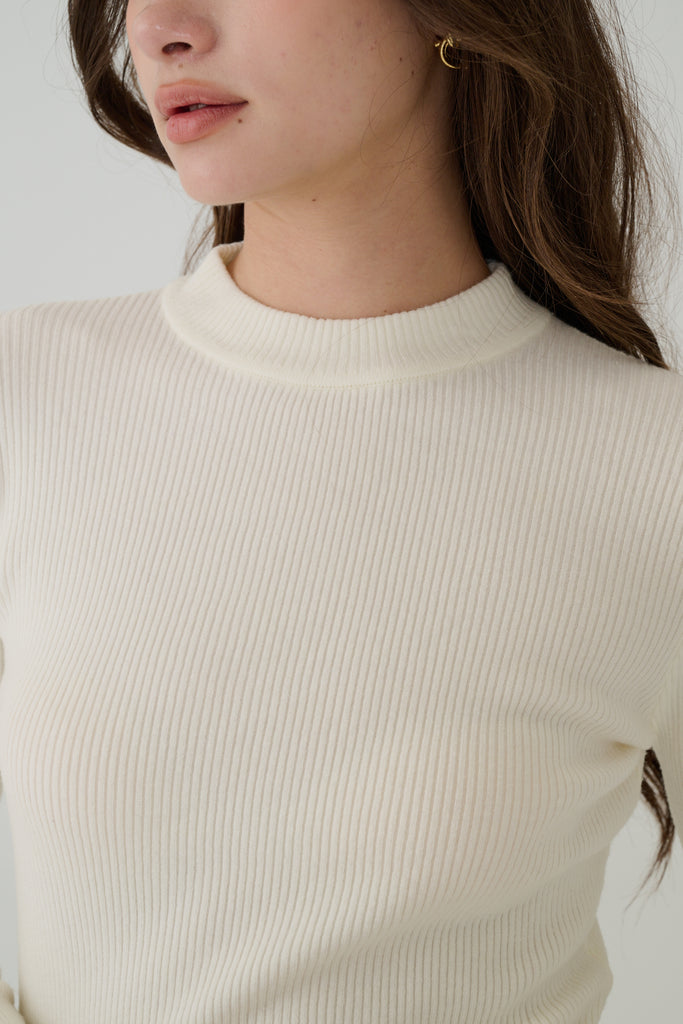 Pure Ease Knit Top in White/Grey/Navy