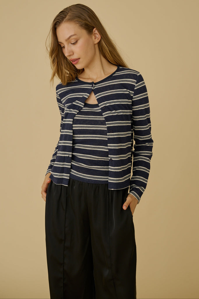 Navy blue stripes set