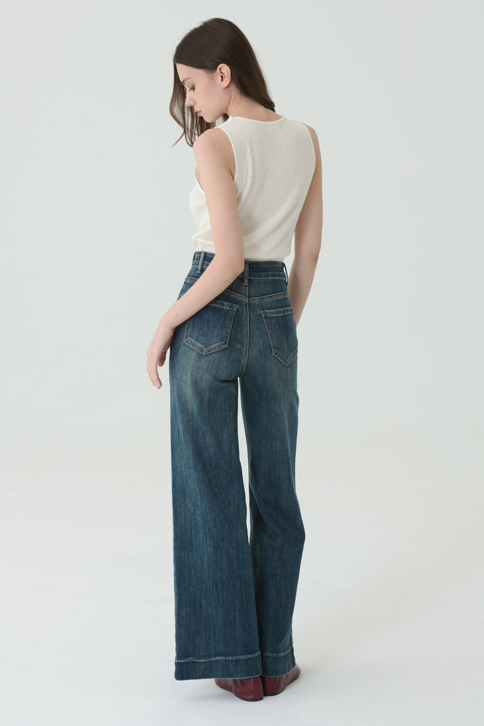 Indigo flared jeans in dark blue