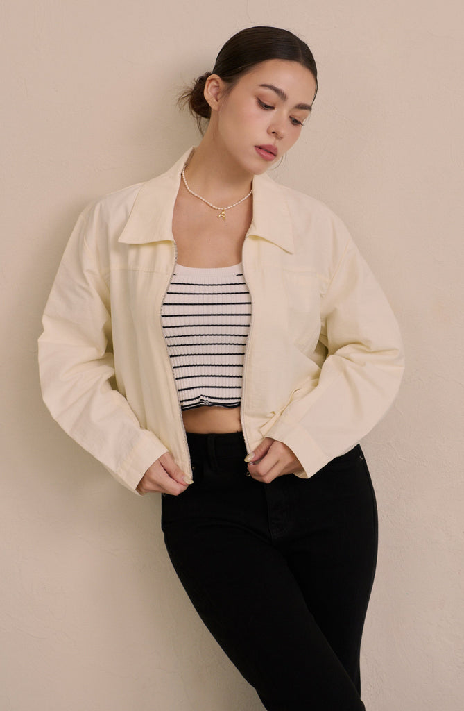 ZIP Minimal jacket in beige