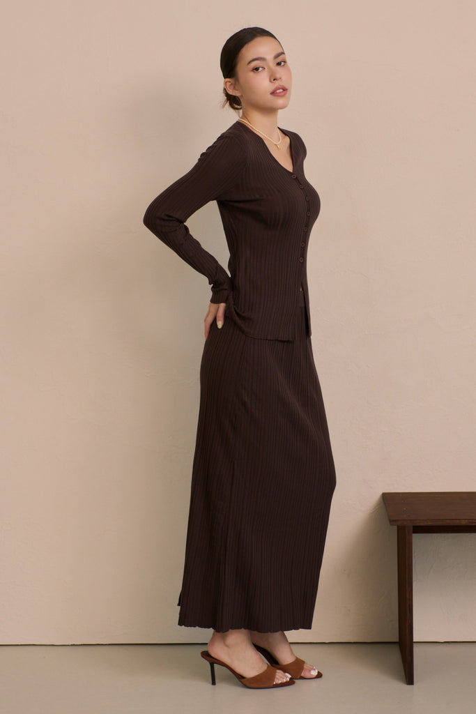 My boo V-neck cardigan in brown