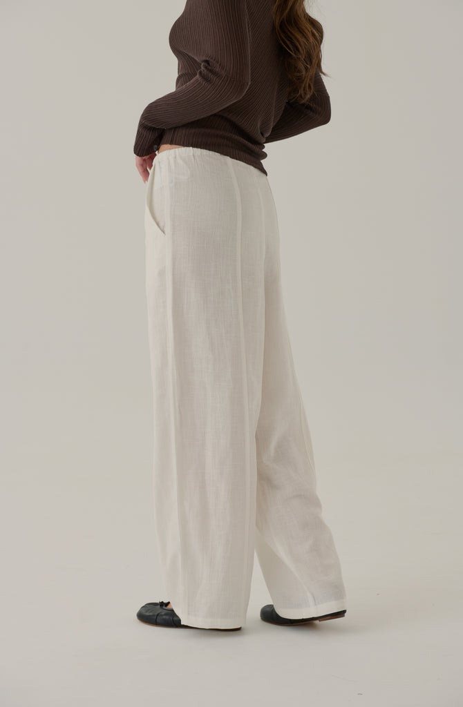 Fall for you elastic wide leg pants in white