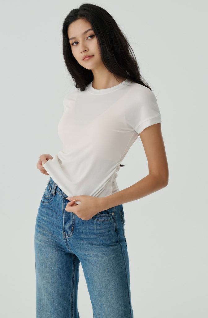 Side ruching elastic top in white