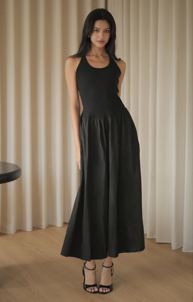 Love me more elastic dress in black