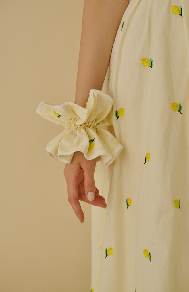 Menton lemon embroidery scrunchie