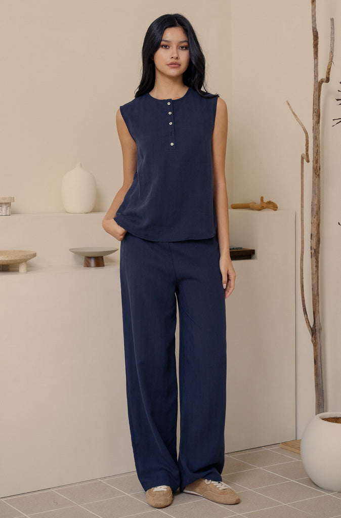 Confidence in you linen set in blue