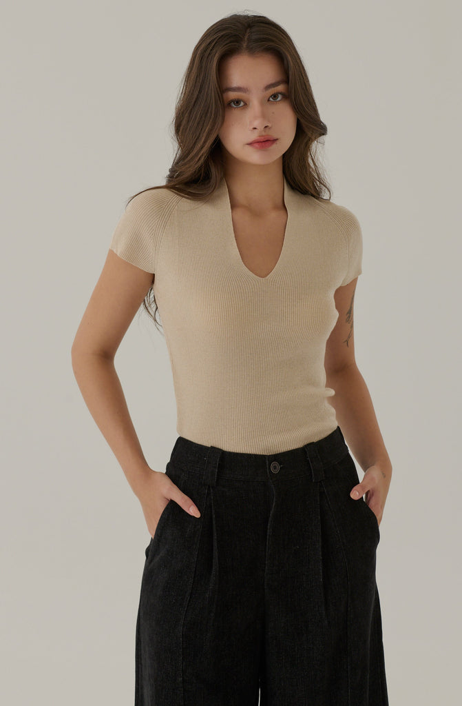 Comfortable V neck knit top