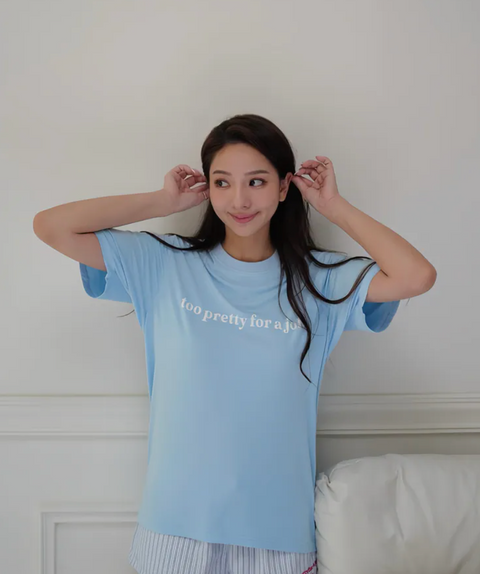 By Abby Too Pretty For a Job T-Shirt in blue/yellow/red